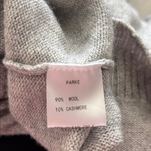 Parke Gray Cashmere Crew Neck Sweater - Picture 8 of 8